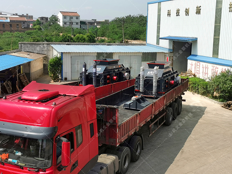 液壓對(duì)輥制砂機(jī)產(chǎn)量高低取決于哪些因素？
