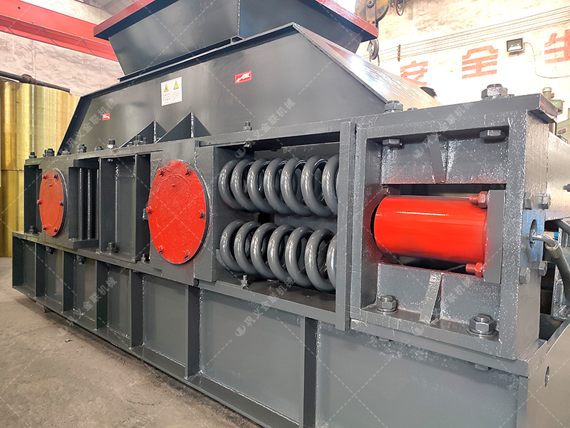 1200x800型液壓對輥制砂機(jī)發(fā)貨 石灰石制砂